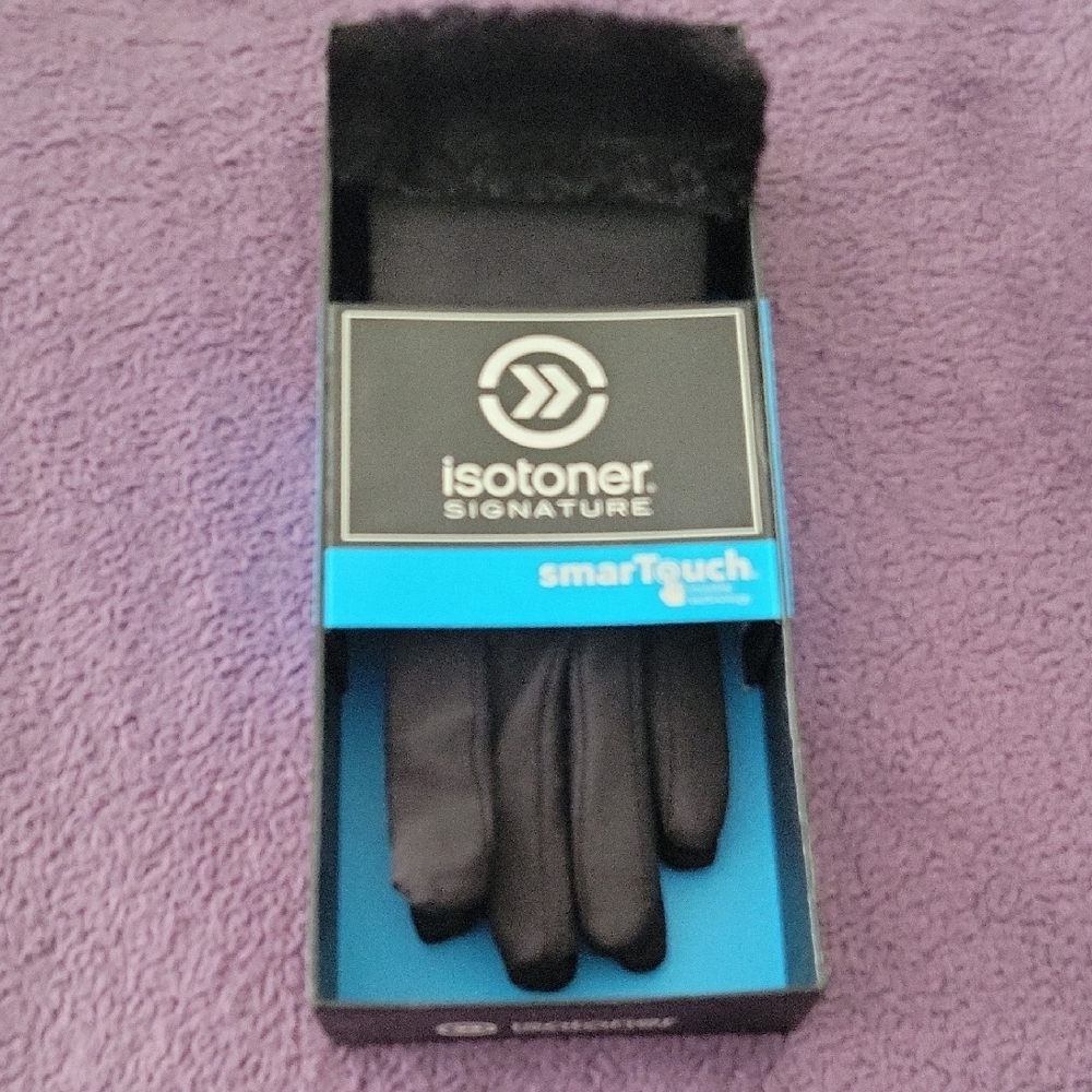 Isotoner Signature Black SmartTouch Gloves
